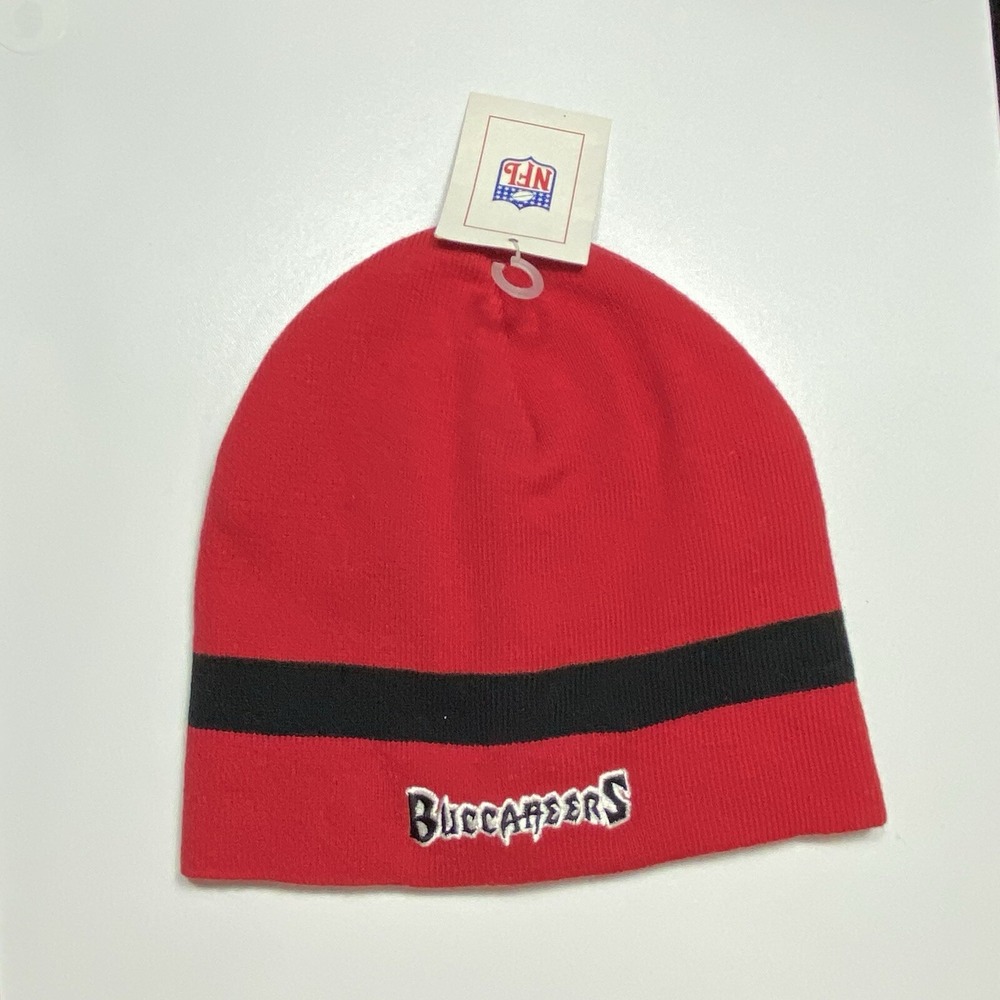 Tampa Bay Buccaneers Beanie Hat Cap One Size NFL Football Red Black NWT